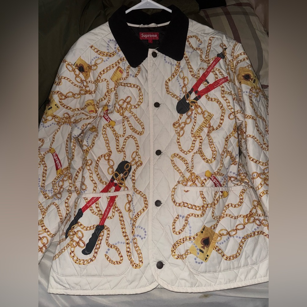 Supreme Chains Quilted Jacket 'White'. Size large in great condition. Worn once
